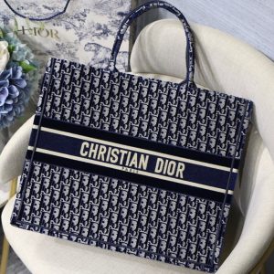 Dior Book Tote M1286 Blue Dior Oblique Velvet - luxibagsmall