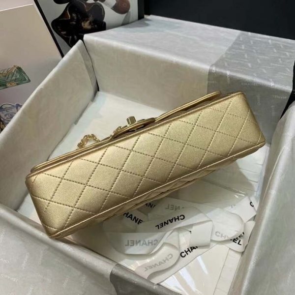 Chanel A01112 CF Quilted Classic Flap Bag in Grainy Lambskin Gold | chanel a01112 cf quilted classic flap bag in grainy lambskin gold 7