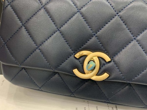 Chanel AS2388 Chanel Flap Bag Shiny Lambskin Gold Navy Blue | chanel as2388 chanel flap bag shiny lambskin gold navy blue 3