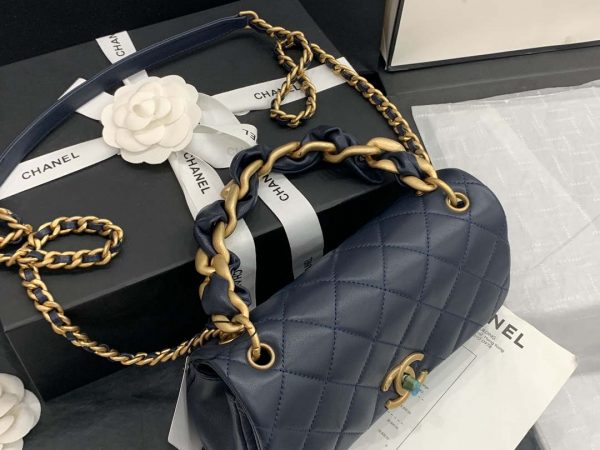 Chanel AS2388 Chanel Flap Bag Shiny Lambskin Gold Navy Blue | chanel as2388 chanel flap bag shiny lambskin gold navy blue 4