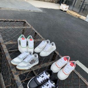 Dior 3SN272 B27 Low Top Sneaker White and Black Smooth Calfskin - Voguebags