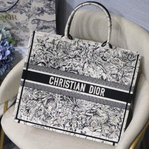 Dior M1286 Book Tote Latte Multicolor Dior Zodiac Embroidery Gray - Voguebags