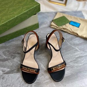 Gucci 655408 Women's Sandal With Chain Leather Black