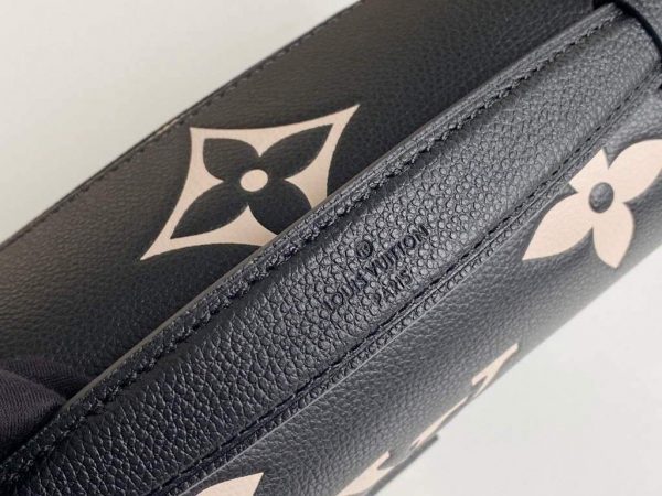 LV M45773 Louis Vuitton M45596 Pochette Metis Bag Black | lv m45773 louis vuitton M45596 pochette metis bag cream and rose pink 5