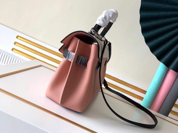 LV M53950 Louis Vuitton Lockme Ever BB Handbag M56645 Pink | lv m53950 louis vuitton lockme ever bb handbag m56645 2