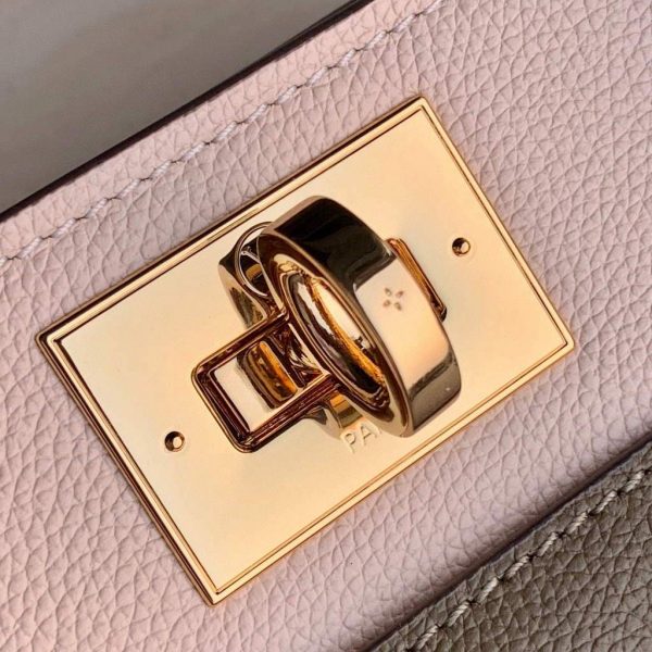 LV M55302 Louis Vuitton M53823 on My Side High end Leathers Tote Bag Laurier Green | lv m55302 louis vuitton m53823 on my side high end leathers tote bag LAURE 3