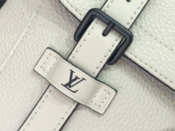 LV M58475 Louis Vuitton Christopher Messenger Bag White M58476 | lv m58475 louis vuitton christopher messenger bag white m58476 5