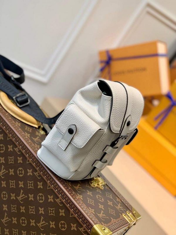 LV M58493 Louis Vuitton Christopher XS Bag White M58495 | lv m58493 louis vuitton christopher xs bag white m58495 3