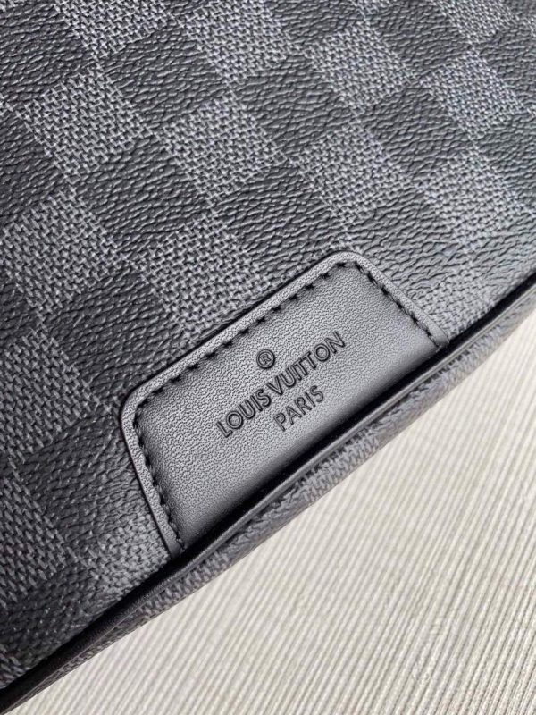 LV N40187 Louis Vuitton Discovery Bumbag Damier Graphite | lv n40187 louis vuitton discovery bumbag damier graphite 5