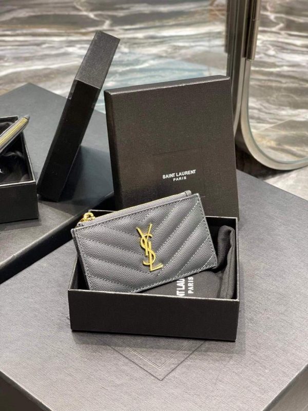 YSL Monogram Fragments Zippered Card Case In Grain De Poudre Embossed Leather 607915 Grey Gold | ysl monogram fragments zippered card case in grain de poudre embossed leather 607915 grey with gold 1