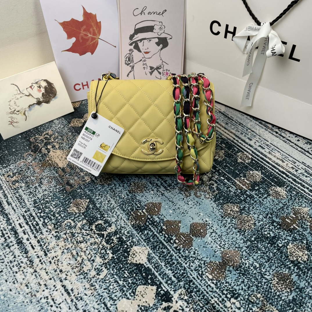 Chanel AS2411 Flap Bag Lambskin Mixed Fibers
  Gold Tone Metal Yellow