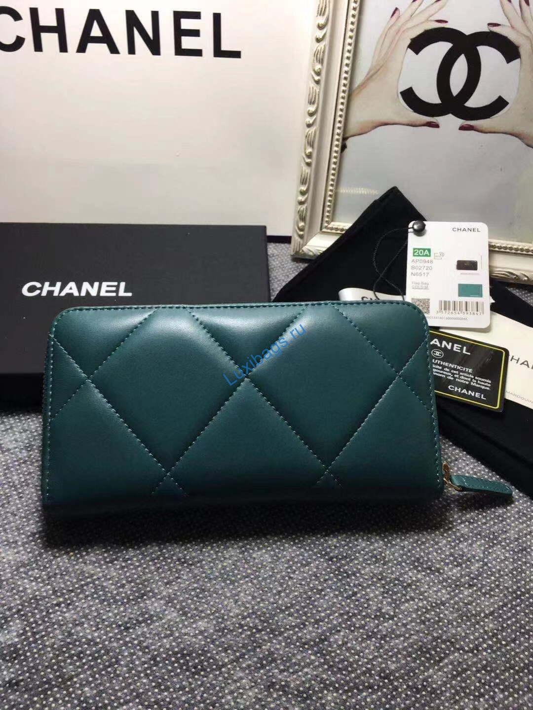 Chanel AP0956 Chanel 19 Long zipped Wallet Lambskin Navy Blue | voguebags.ru chanel ap0956 chanel 19 long flap wallet lambskin 41