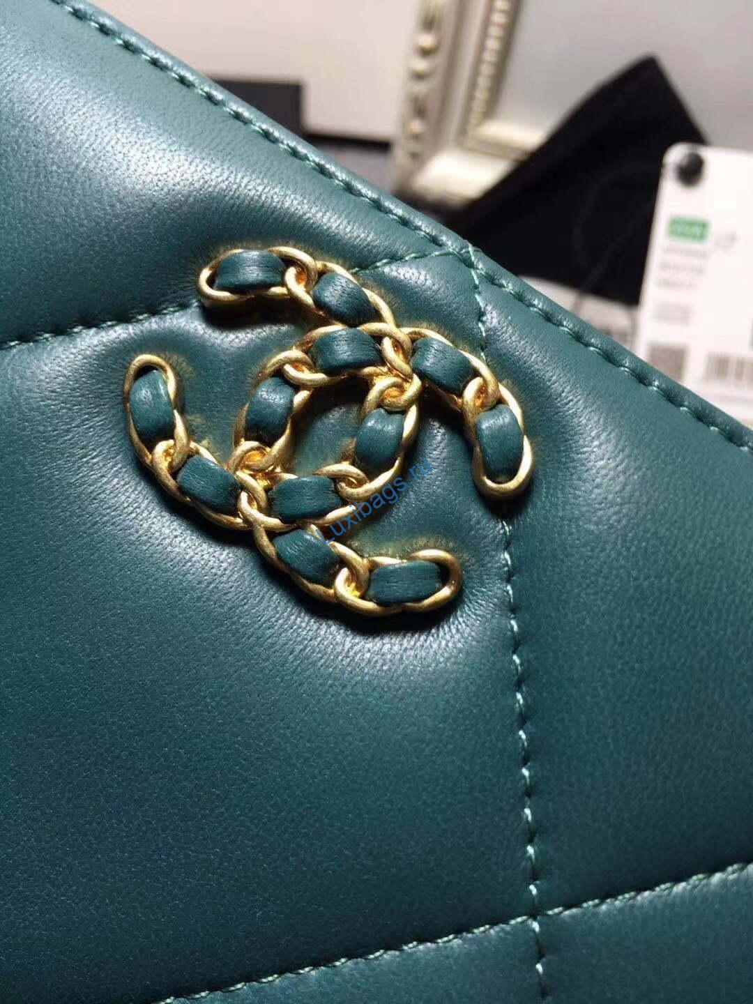 Chanel AP0956 Chanel 19 Long zipped Wallet Lambskin Navy Blue | voguebags.ru chanel ap0956 chanel 19 long flap wallet lambskin 44