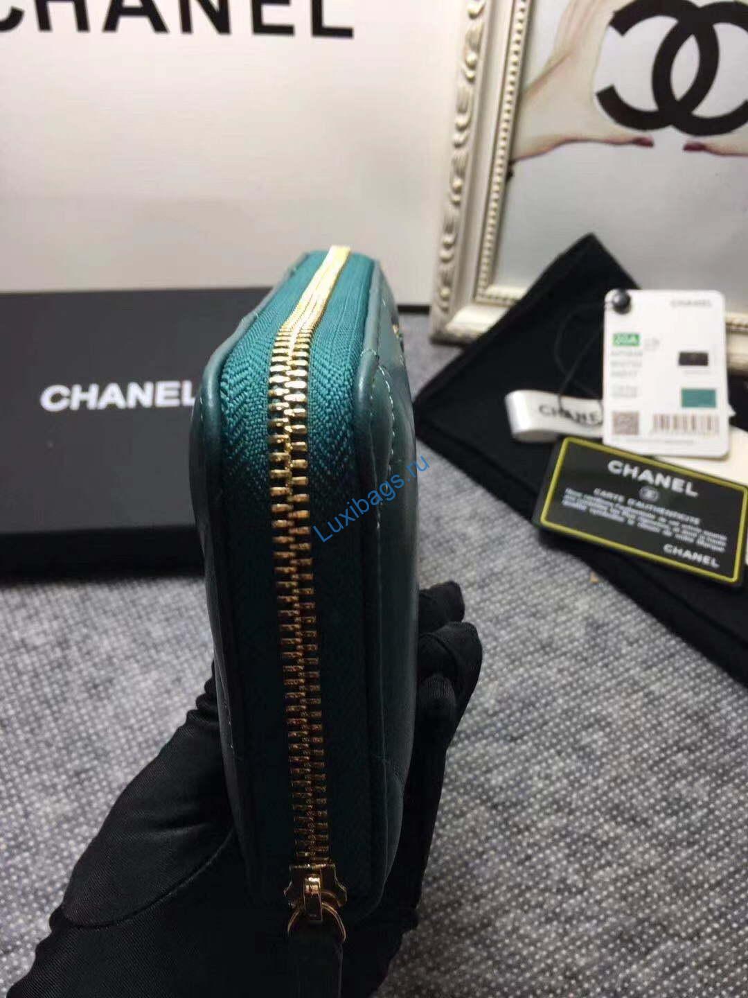 Chanel AP0956 Chanel 19 Long zipped Wallet Lambskin Navy Blue | voguebags.ru chanel ap0956 chanel 19 long flap wallet lambskin 45