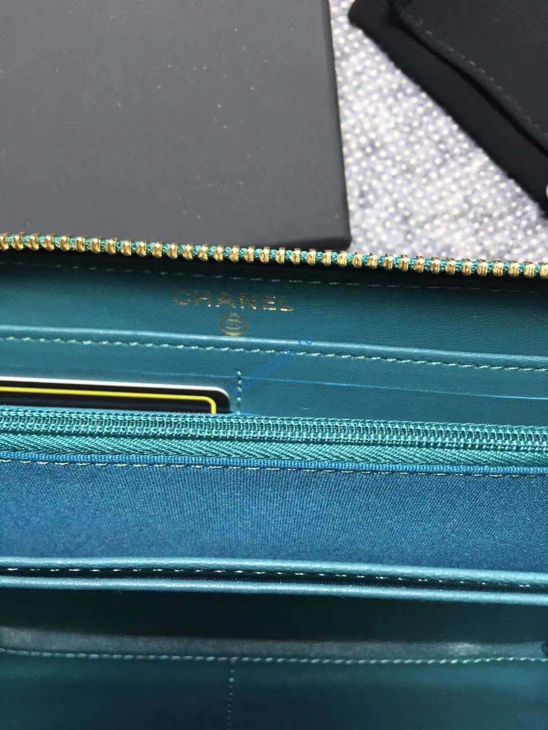 Chanel AP0956 Chanel 19 Long zipped Wallet Lambskin Navy Blue | voguebags.ru chanel ap0956 chanel 19 long flap wallet lambskin 46