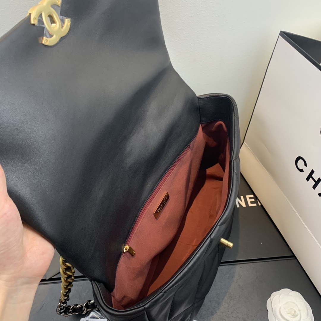 chanel as1162 chanel 19 maxi flap bag lambskin b02875 black 7 Chanel AS1162 Chanel 19 Maxi Flap Bag Lambskin B02875 Black | voguebags.ru chanel as1162 chanel 19 maxi flap bag lambskin b02875 black 8