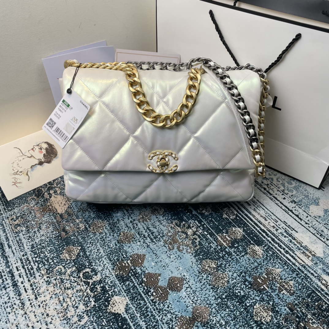 Chanel AS1162 Chanel 19 Maxi Flap Bag Lambskin B02875 Sliver White