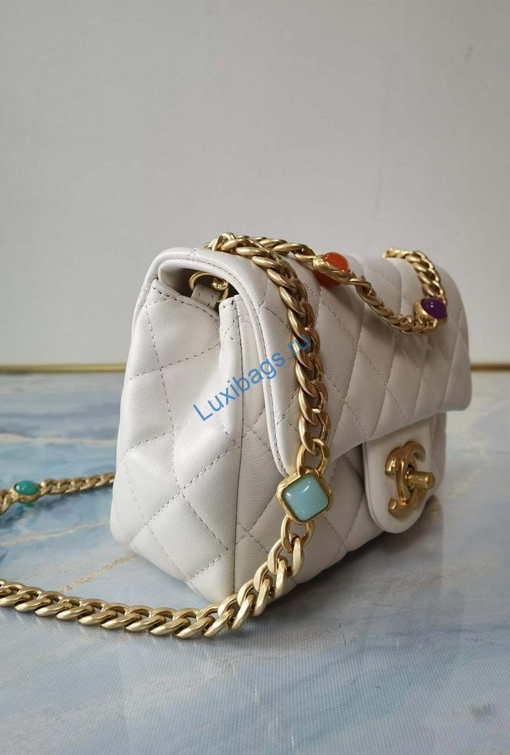 Chanel AS2379 Flap Bag Lambskin B05098 White | voguebags.ru chanel as2379 flap bag lambskin b05098 84