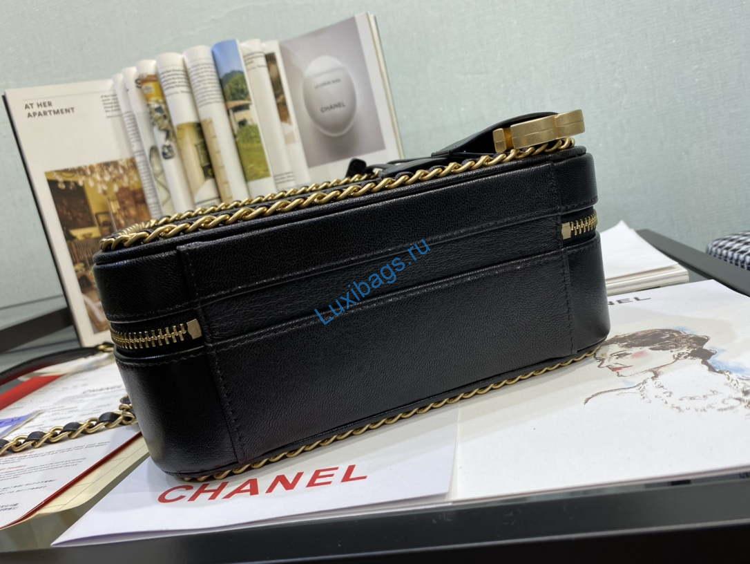 Chanel CC Filigree Vanity Case Bag Grained Calfskin A93343 Black Gold | voguebags.ru chanel cc filigree vanity case bag grained calfskin a93343 27