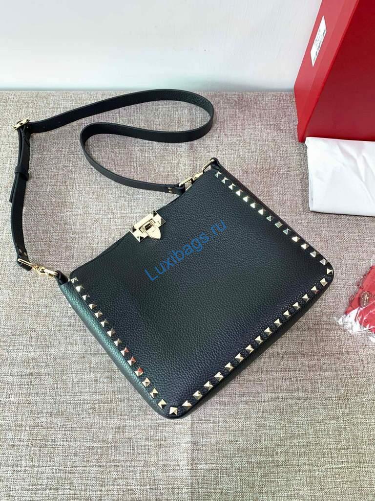 Valentino 2B0C17 Rockstud Grainy Calfskin Hobo Bag 50031S Black | voguebags.ru valentino 2b0c17 rockstud grainy calfskin hobo bag 50031s 24