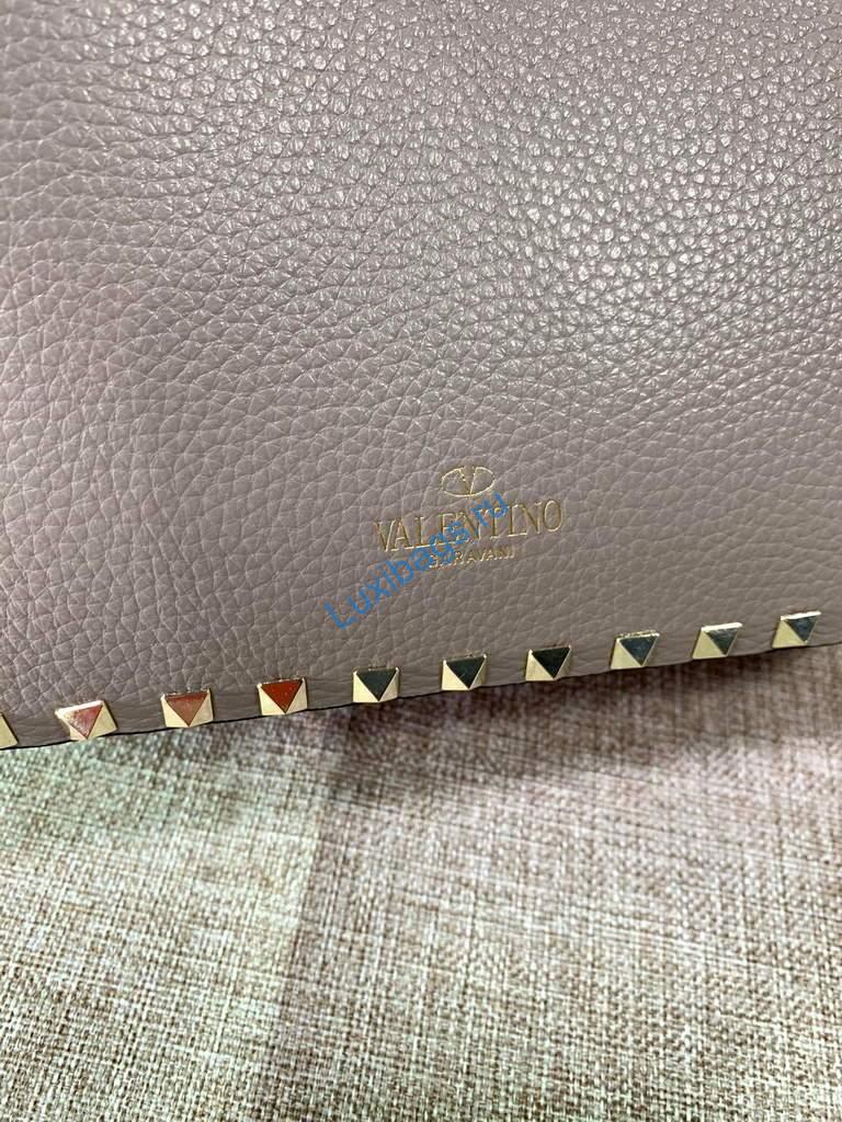 Valentino 2B0C17 Rockstud Grainy Calfskin Hobo Bag 50031S Gray | voguebags.ru valentino 2b0c17 rockstud grainy calfskin hobo bag 50031s 48