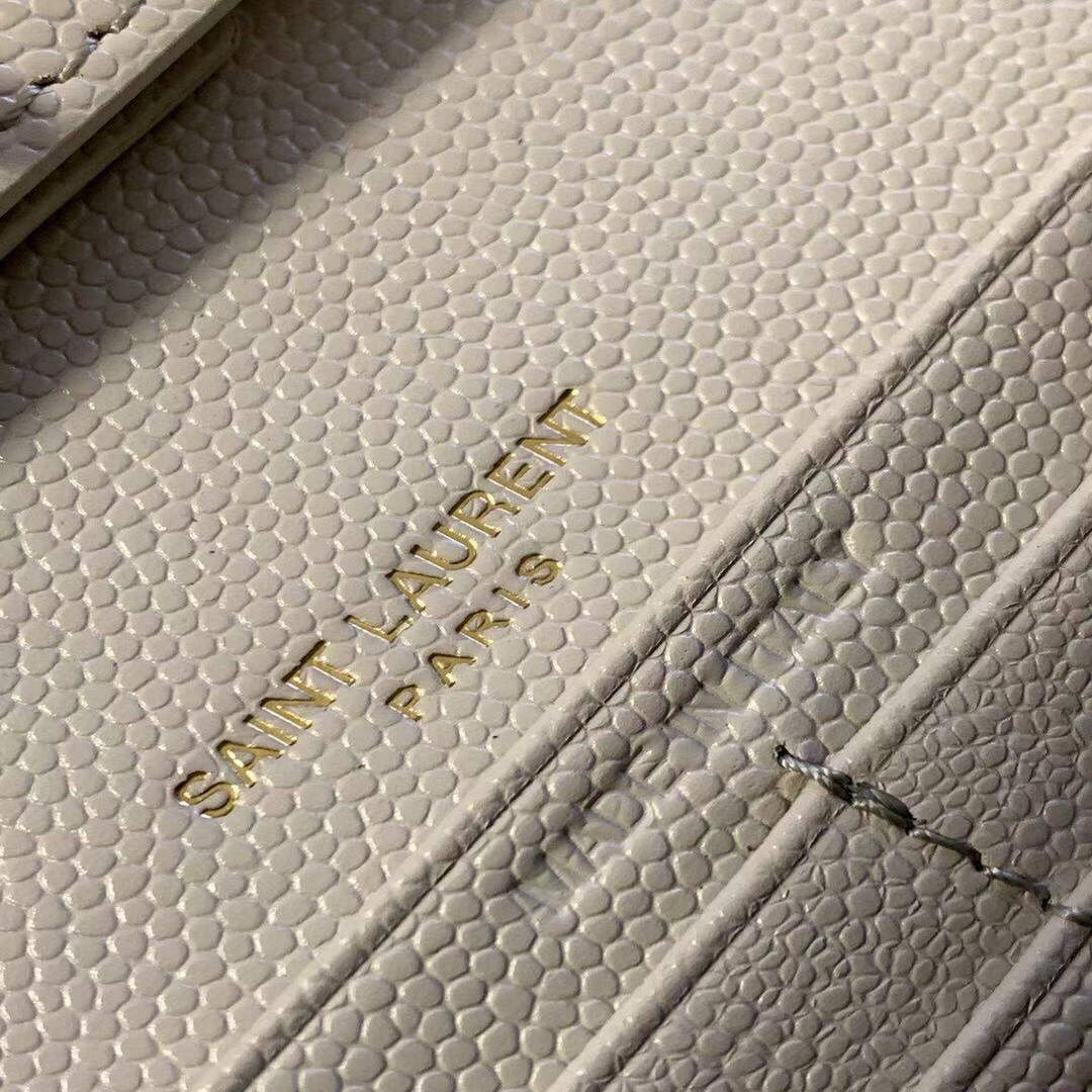 YSL 620280 Monogram Chain Wallet In Mix Matelassé Grain Embossed White | voguebags.ru ysl 620280 monogram chain wallet in mix matelasse grain embossed white img 5817