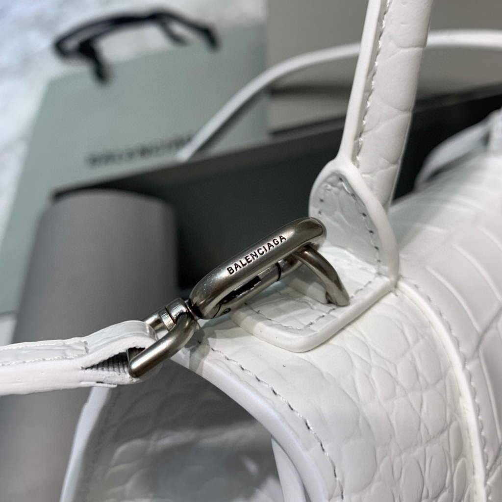Balenciaga 593546 Hourglass Small Top Handle Crocodile Bag White | balenciaga 593546 hourglass small top handle crocodile bag 32 d0652a5e 65d7 47e3 a332 55d3ceb44778
