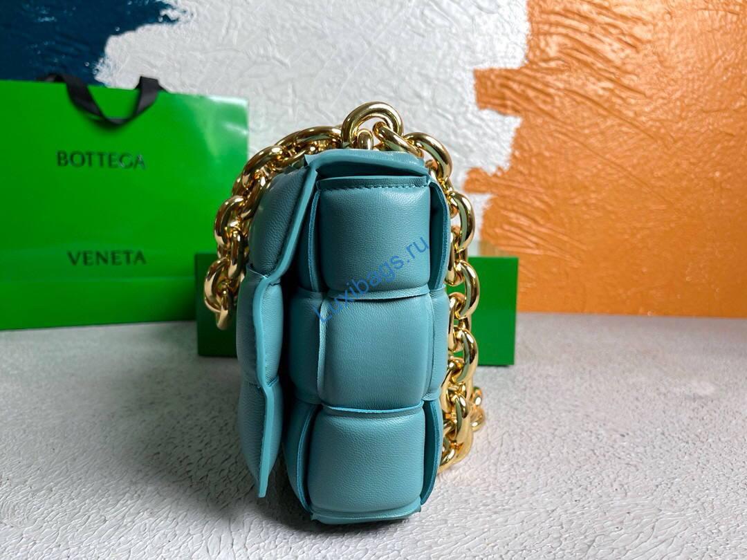 Bottega Veneta BV 20206 Chain Cassette 631421 Light Blue Gold | bottega veneta bv 20206 chain cassette 631421 121 voguebags.ru
