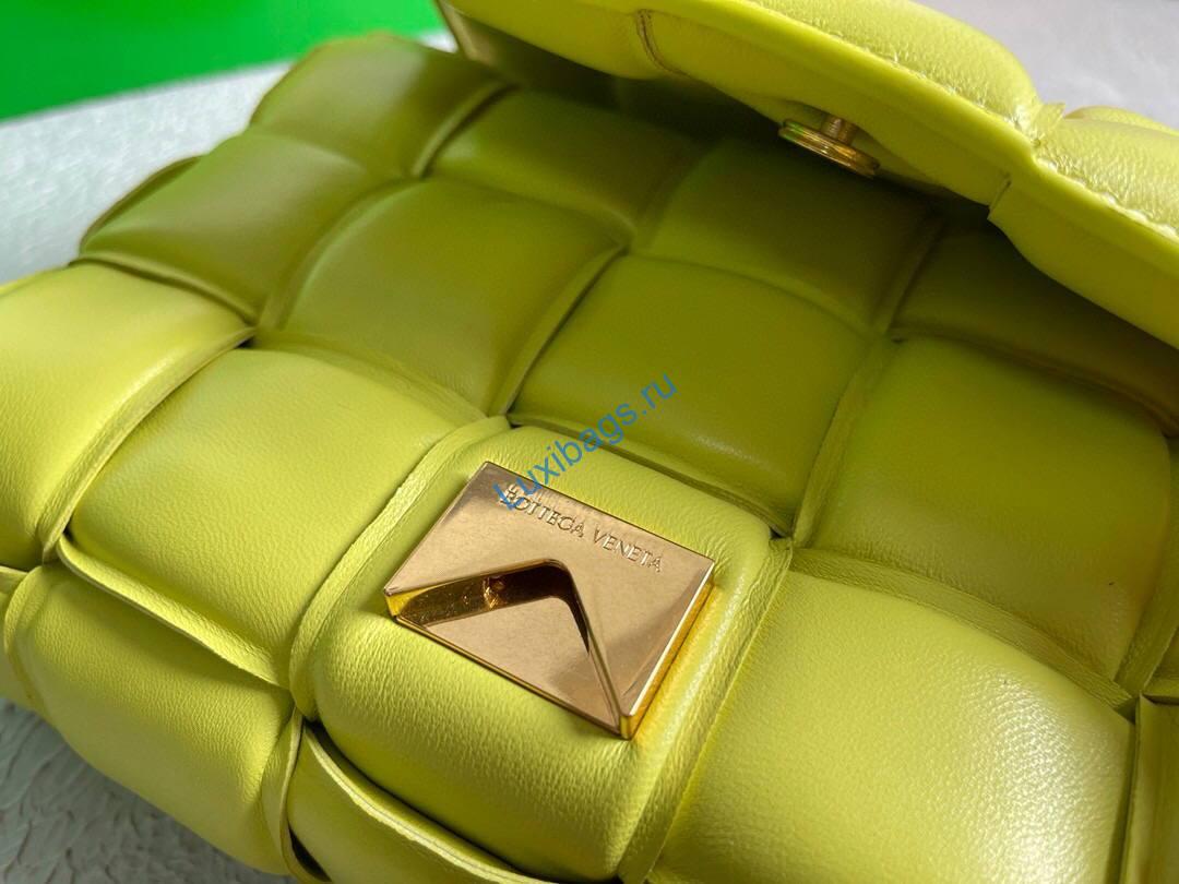 Bottega Veneta BV 20206 Chain Cassette 631421 Yellow Gold | bottega veneta bv 20206 chain cassette 631421 81 voguebags.ru