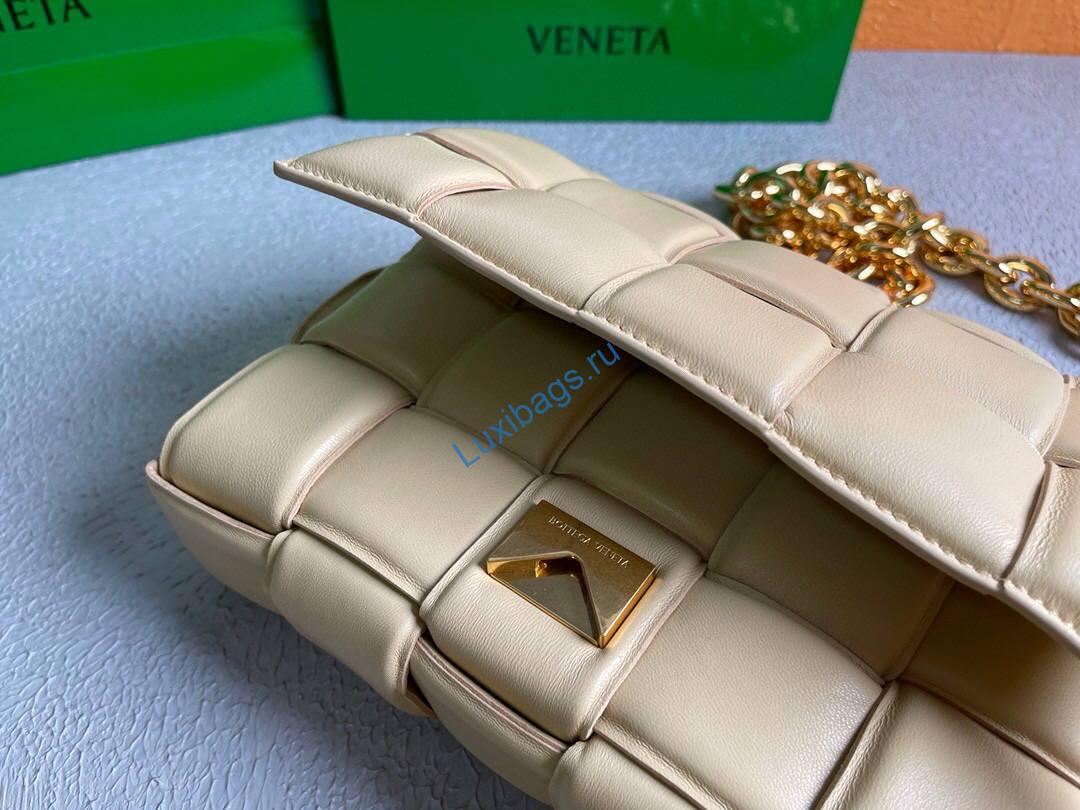 Bottega Veneta BV 20206 Chain Cassette 631421 Apricot Gold | bottega veneta bv 20206 chain cassette 631421 90 voguebags.ru