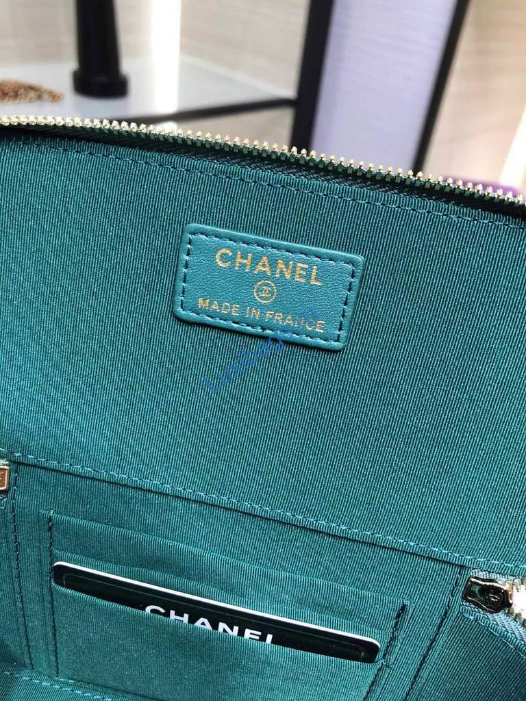 Chanel AP2199 Vanity With Chain Lambskin Gold Tone Green | chanel ap2199 vanity with chain lambskin 36