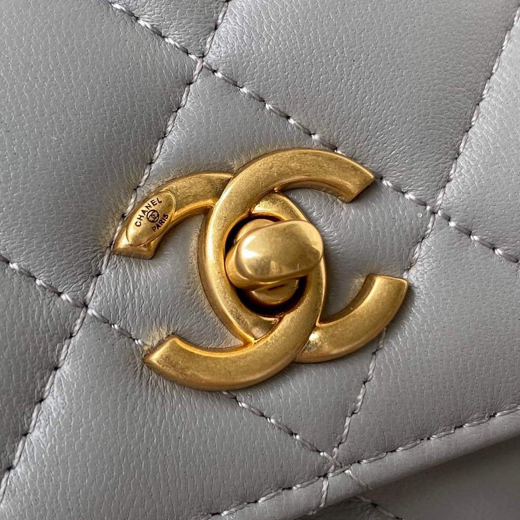 Chanel Wallet on Chain Lambskin AP1450 Grey | chanel wallet on chain lambskin ap1450 48 voguebags.ru
