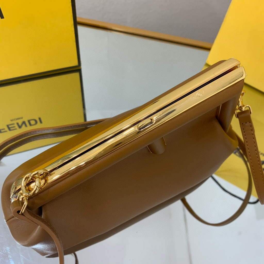 Fendi FIRST Small Bag 8BP129 Leather Brown | fendi first small bag leather 8bp129 44 voguebags.ru