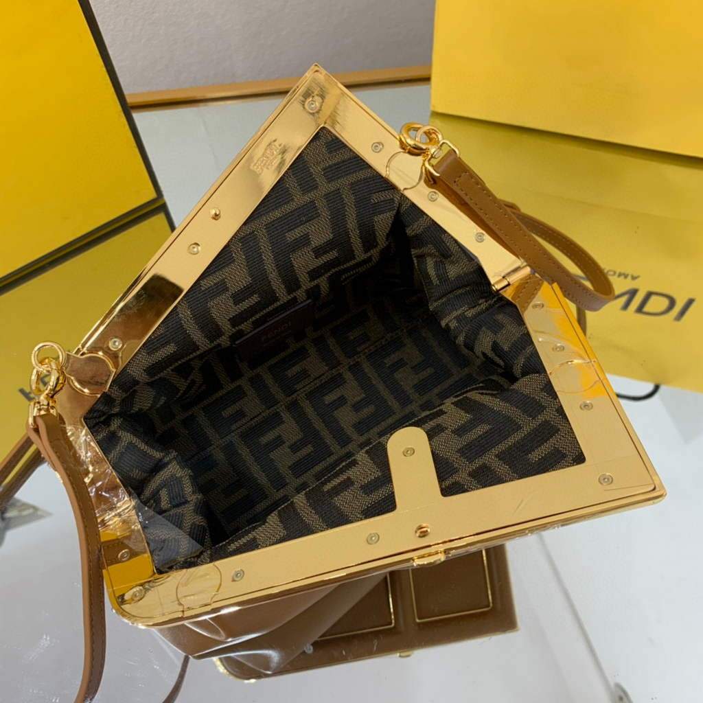Fendi FIRST Small Bag 8BP129 Leather Brown | fendi first small bag leather 8bp129 45 voguebags.ru