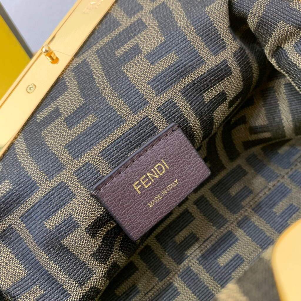 Fendi FIRST Small Bag 8BP129 Leather Brown | fendi first small bag leather 8bp129 46 voguebags.ru