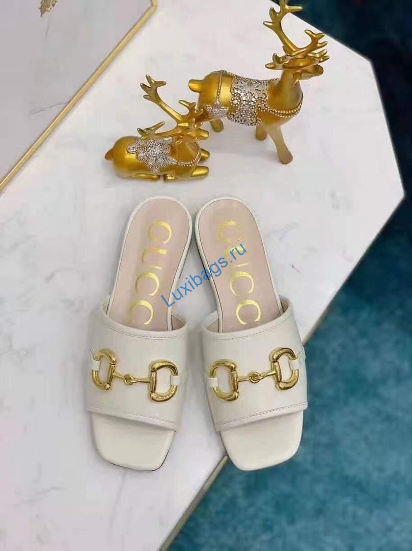 Gucci 663879 Online Exclusive Sandal With Double G Leather White | gucci 663880 online exclusive sandal with leather 14 voguebags.ru