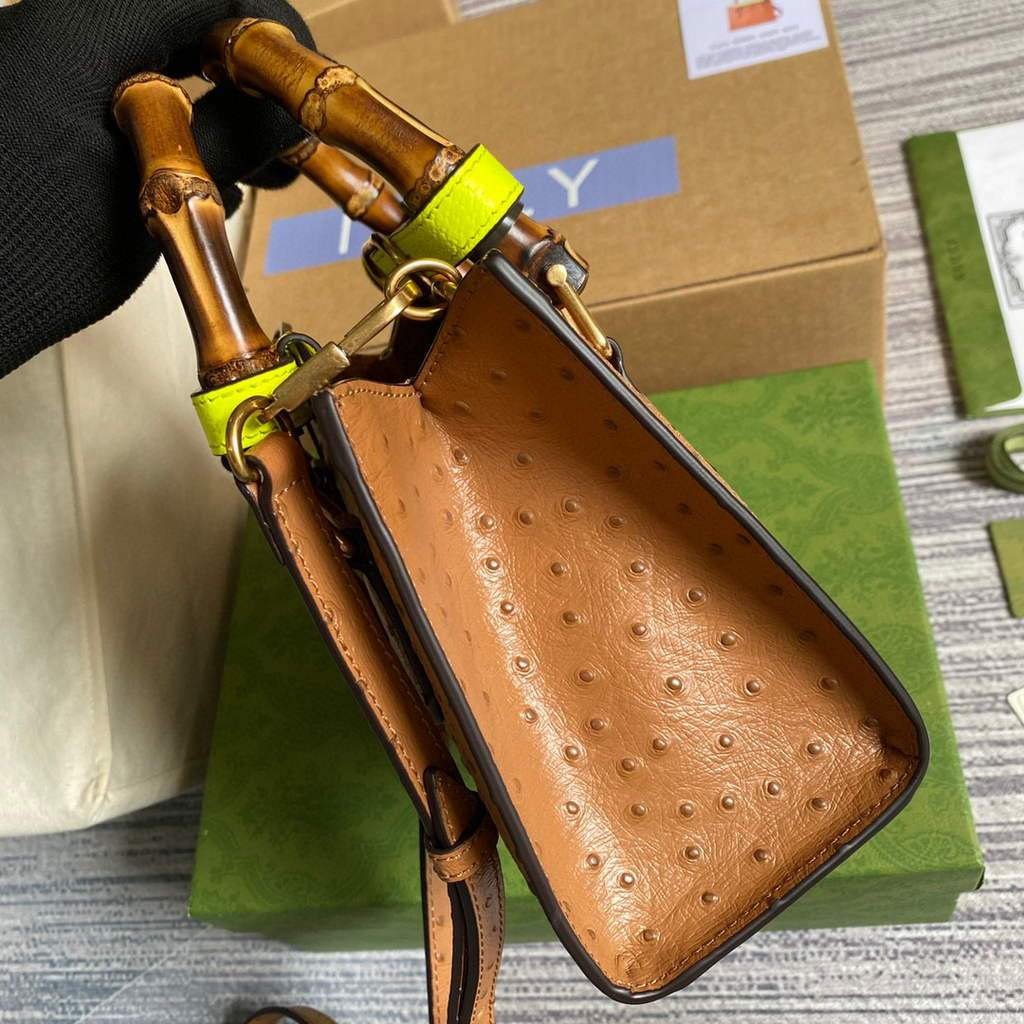 Gucci Diana Mini Tote Bag Ostrich LeatherTop Handle Bag Gucci ‎655661 Tan | gucci diana mini tote bag ostrich leathertop handle bag gucci 655661 103 voguebags.ru