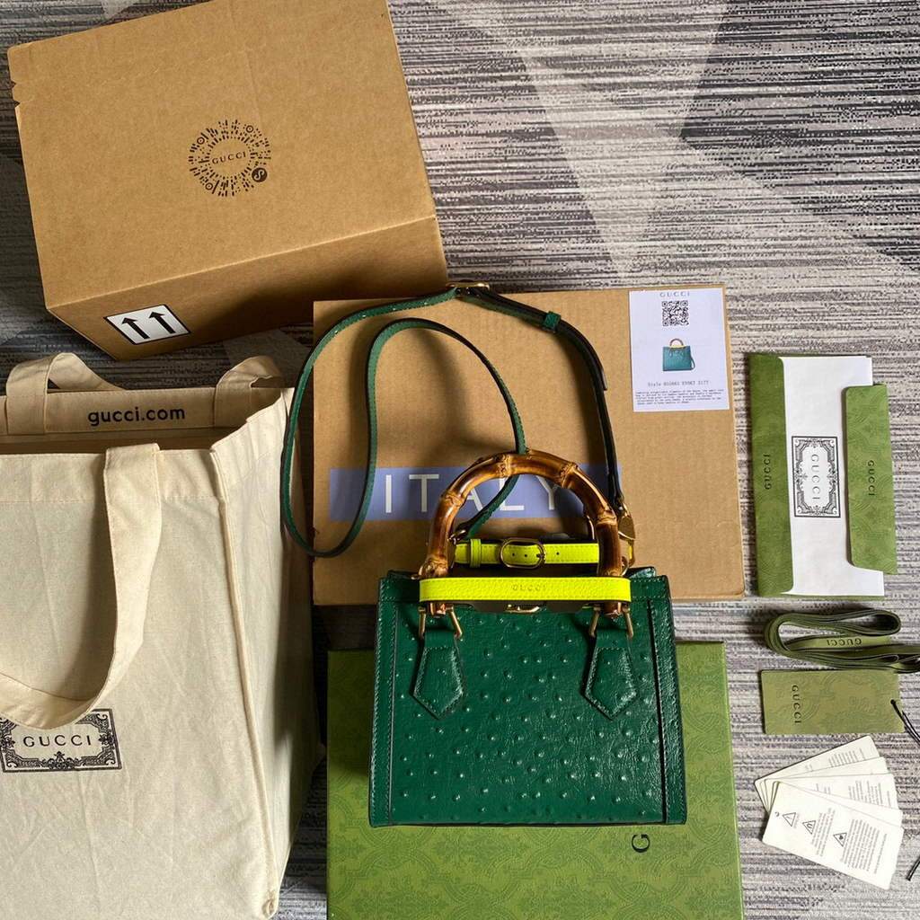 Gucci Diana Mini Tote Bag Ostrich LeatherTop Handle Bag Gucci ‎655661 Green | gucci diana mini tote bag ostrich leathertop handle bag gucci 655661 111 voguebags.ru