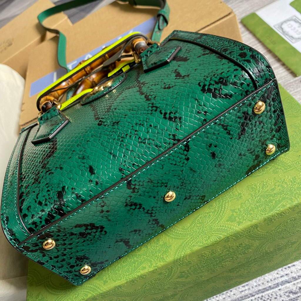 Gucci Diana Mini Tote Bag Snake Top Handle Bag Gucci ‎655661 Green | gucci diana mini tote bag snake top handle bag gucci 655661 116 voguebags.ru