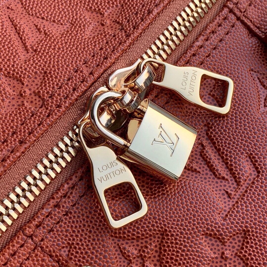 LV M57973 Louis Vuitton LVxNBA Keepall Bandouliere 55 Bag | lv m57973 louis vuitton lvxnba keepall bandouliere 55 bag 15
