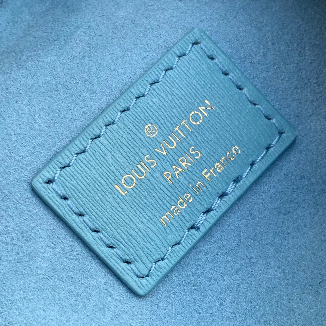 LV M81094 Louis Vuitton Loop Bag Ecru / Blue | lv m81094 louis vuitton loop bag ecru blue 16