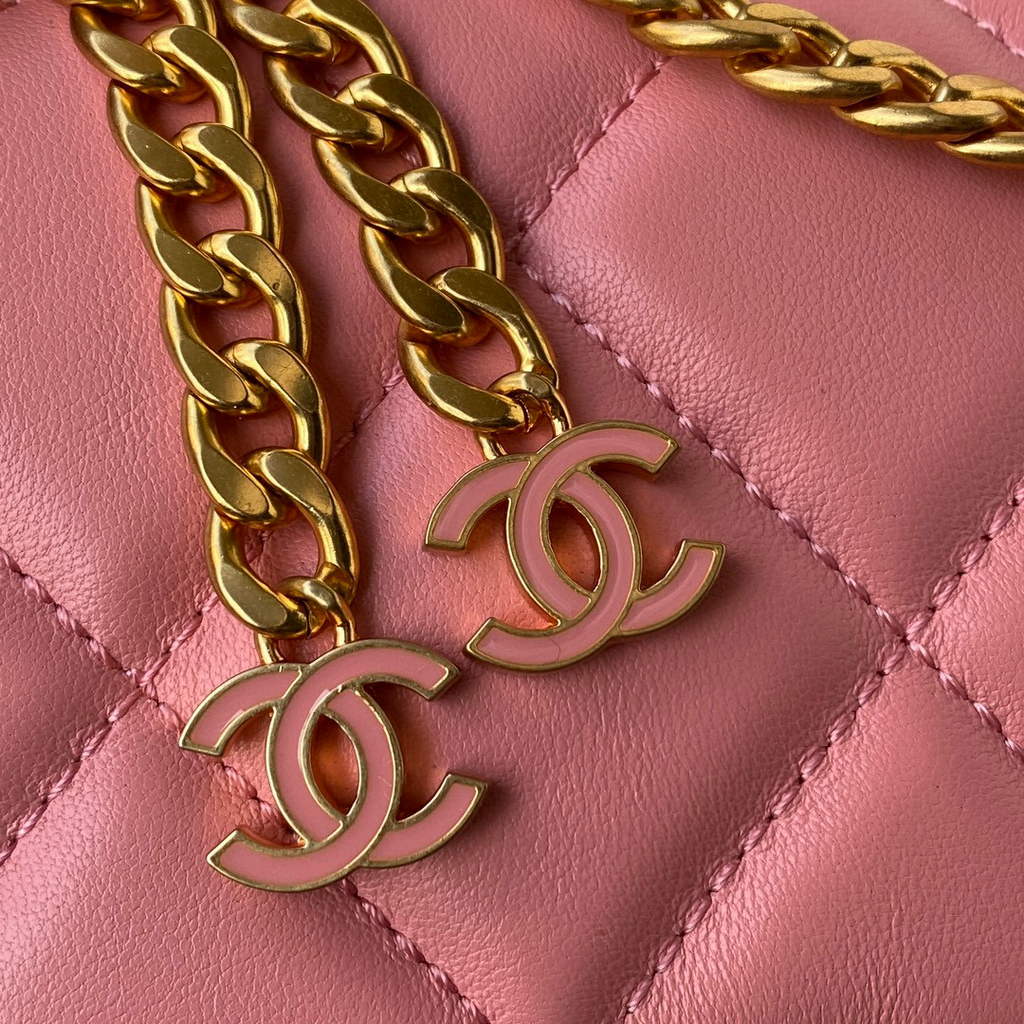 Chanel Flap Small Bag Lampskin Diamond AS1792 Pink | chanel flap bag lampskin diamond as1792 14