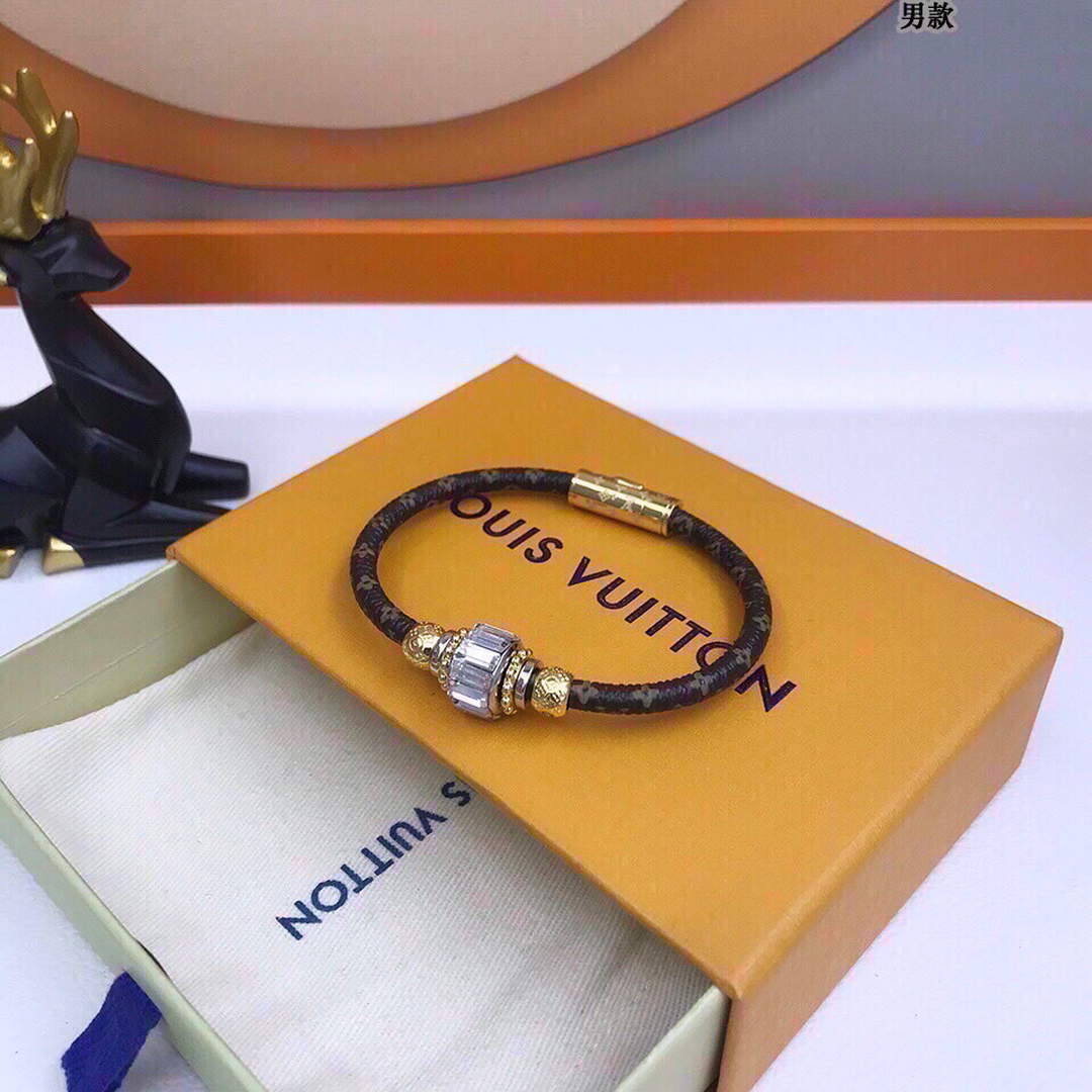 Louis Vuitton Bangle Bracelet Designer LV Jewelry L62570 | img 9495
