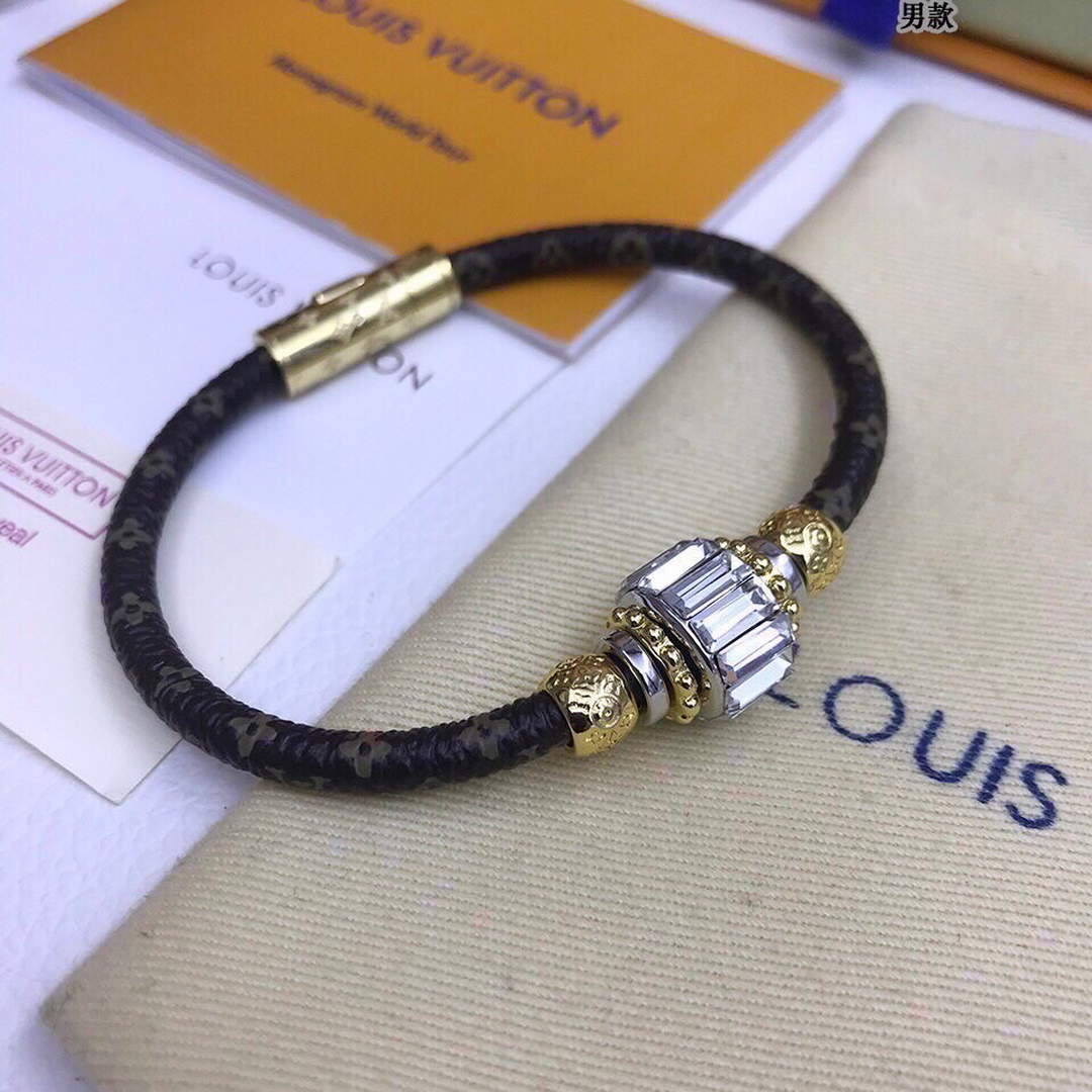 Louis Vuitton Bangle Bracelet Designer LV Jewelry L62570 | img 9496