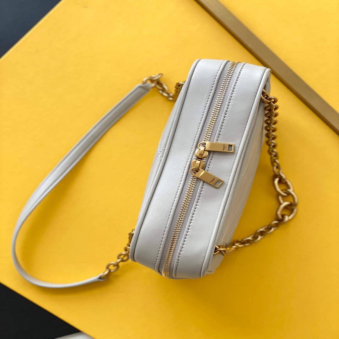 YSL 669308 Le Maillon Small Chain Bag In Quilted Lambskin White | ysl 669308 le maillon small chain bag in quilted lambskin 4