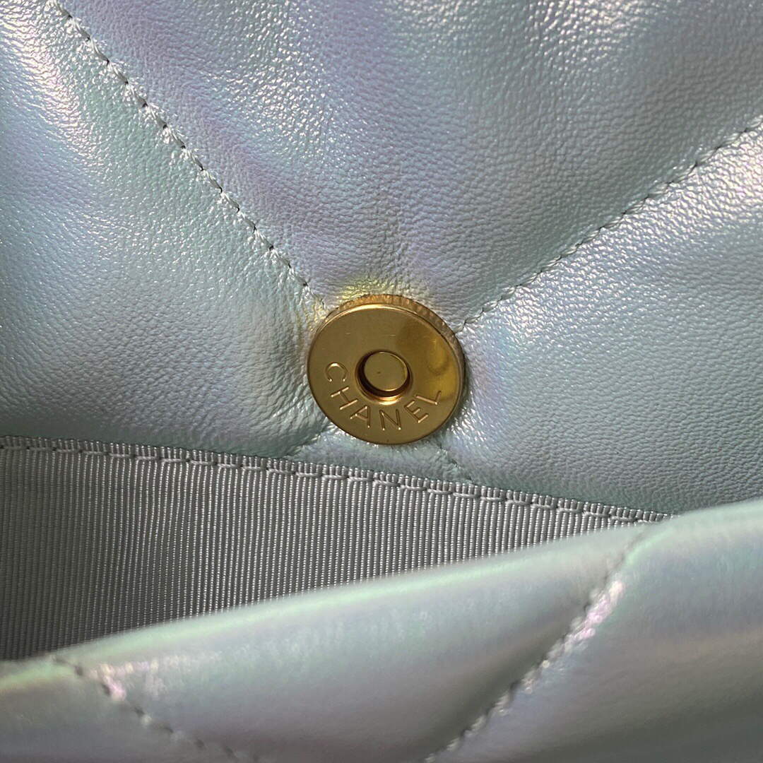 Chanel As1160 Chanel 19 Handbag Flap Lambskin B04852 94305 Light Blue Silver | chanel as1160 chanel 19 handbag flap lambskin b04852 94305 silver 002