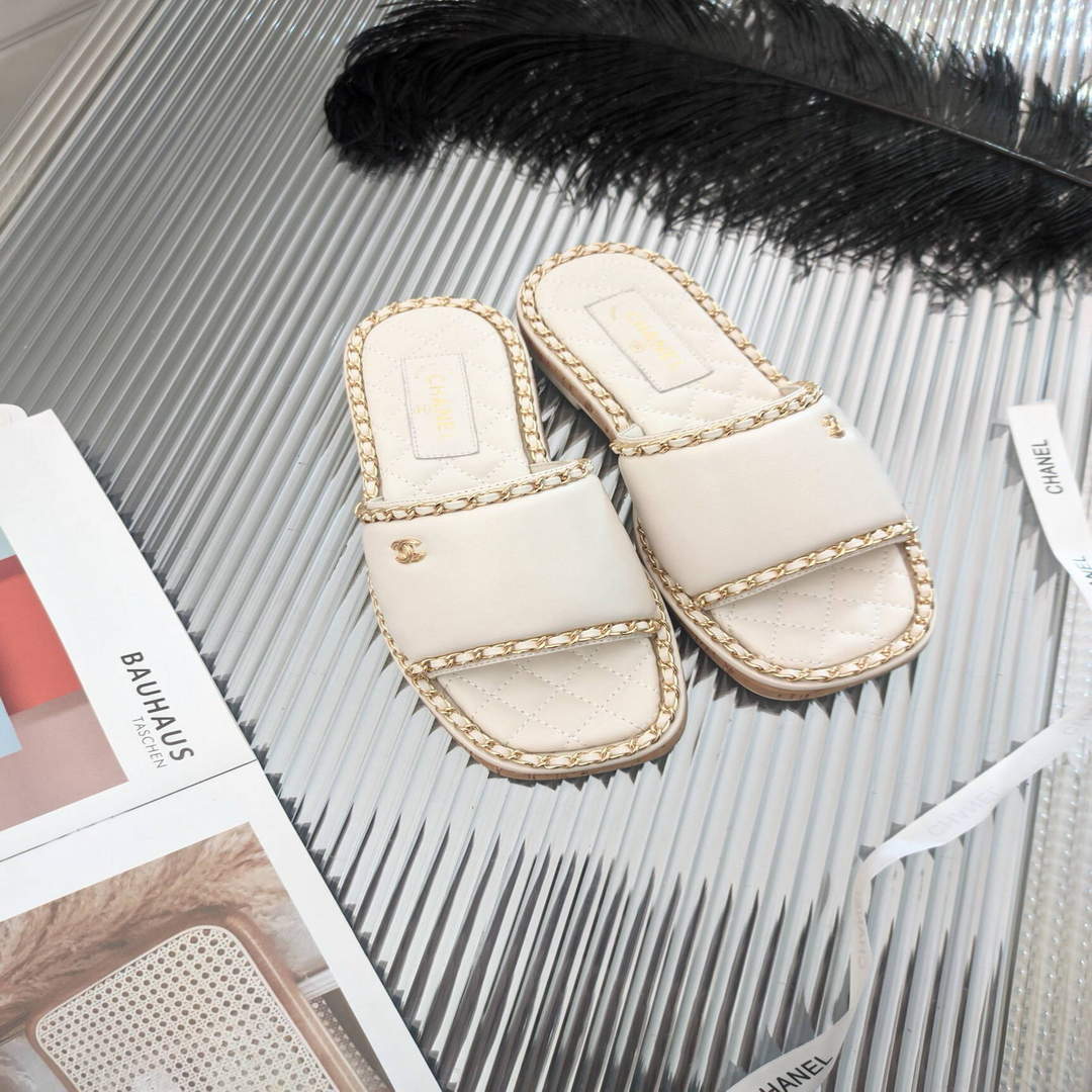 Chanel Women's Sandals Chanel Slippers Lambskin C90135 | chanel womens sandals chanel slippers lambskin 14