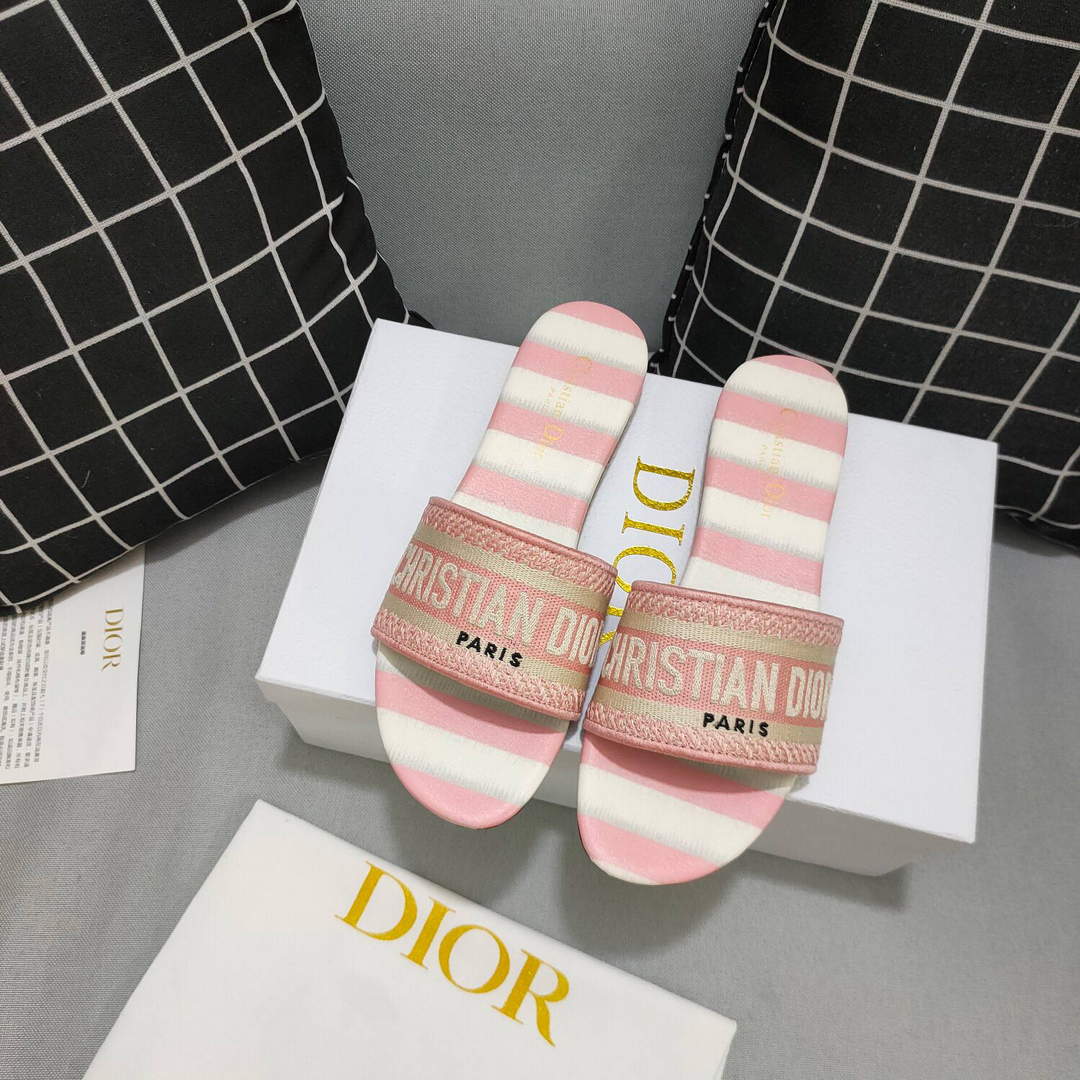 Dior Women's Slippers Designer Dior Sandals Flats Shoes D81196 | dior womens slippers designer dior sandals flats shoes 58 a6b54a11 852a 4ffc 98aa 68bba06d4a31