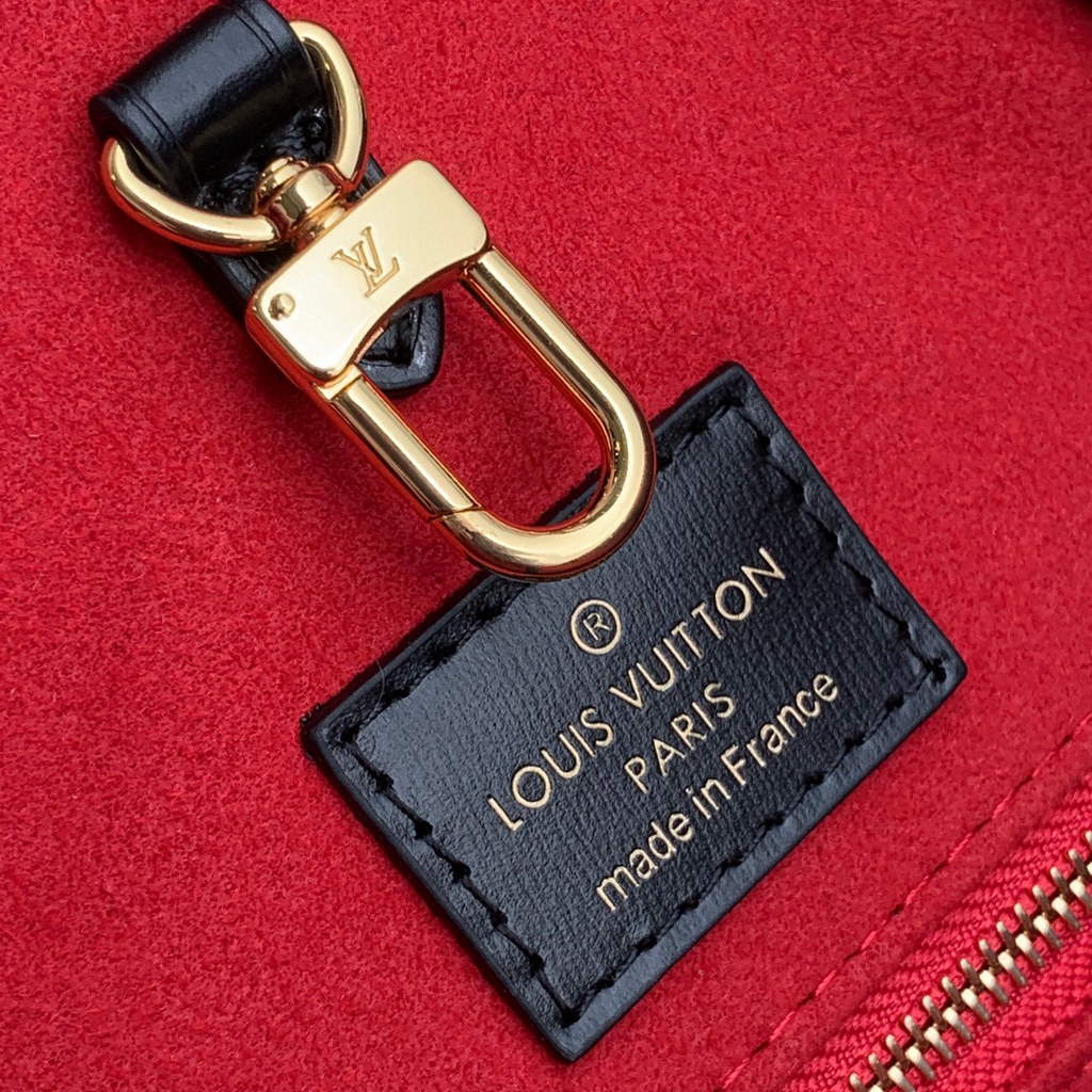 Louis Vuitton M45039 OnTheGo Mini Tote bag Monogram | louis vuitton m45039 onthego mini tote bag monogram 7