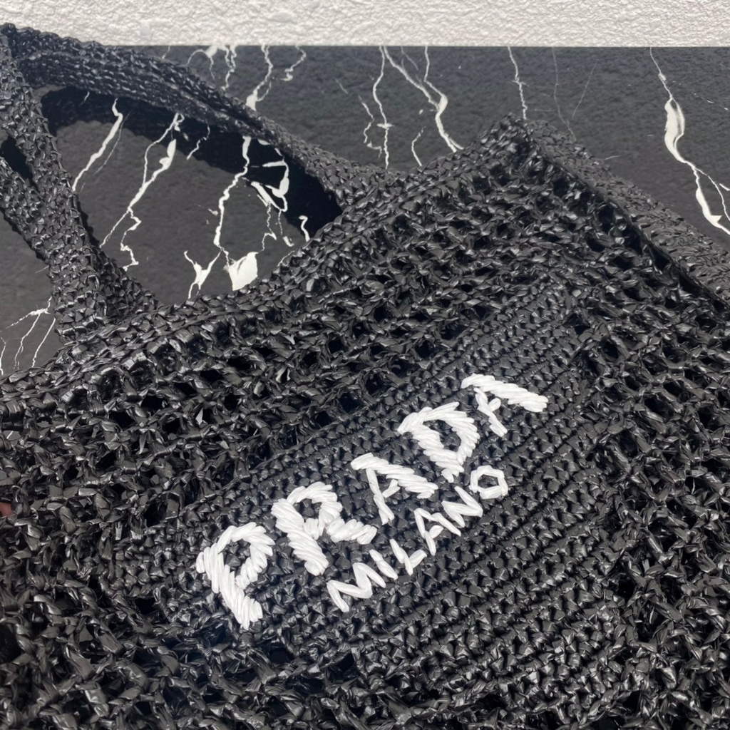 Prada 1BG393 Raffia tote bag Black | prada 1bg393 raffia tote bag rose red 15